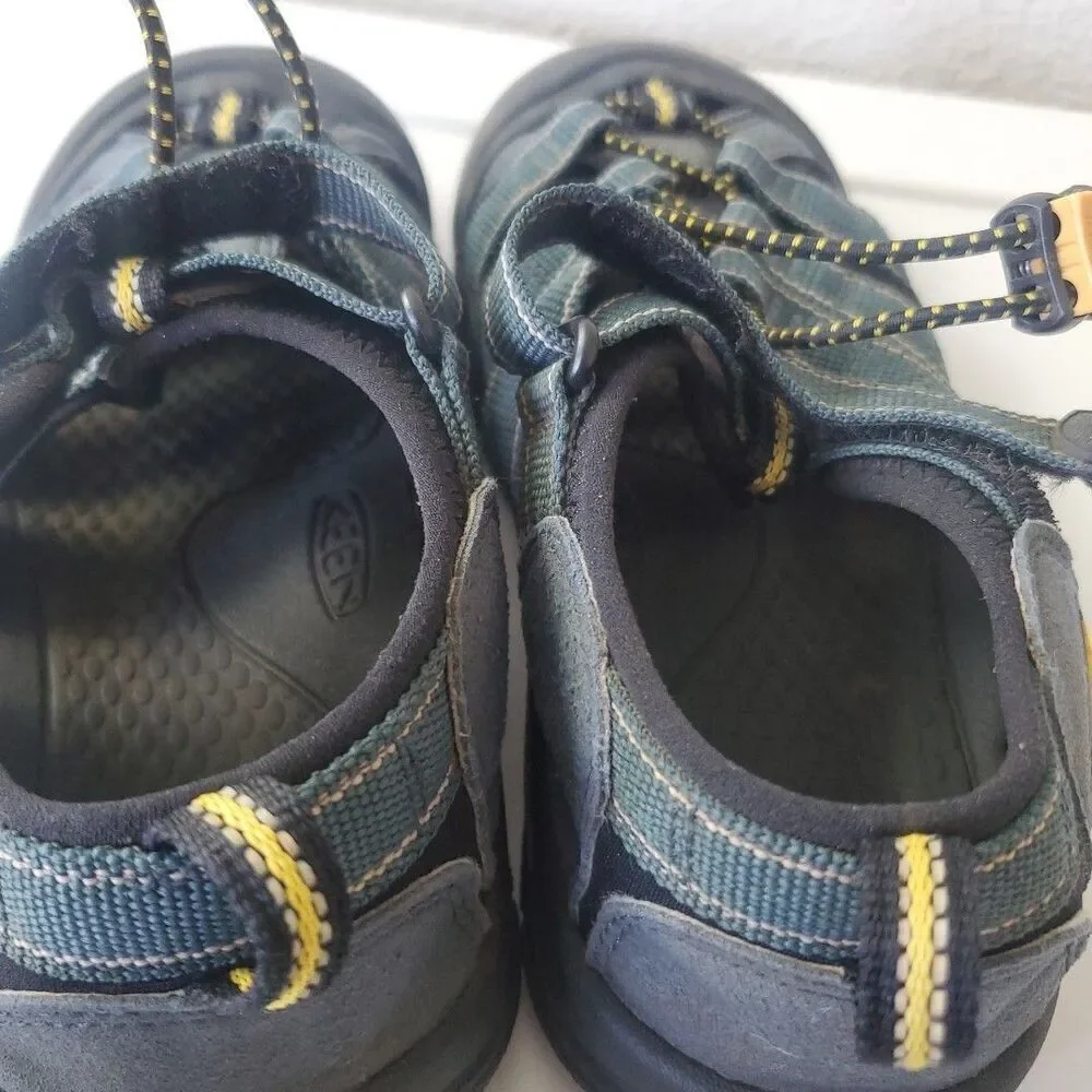 Keen Newport H2 Kids Blue Black Waterproof Hiking Water Sandals Size 3 1006557